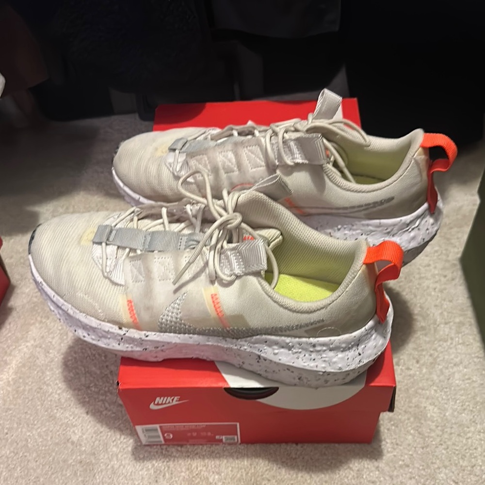 Nike Cream and Orange Athletic Shoes
